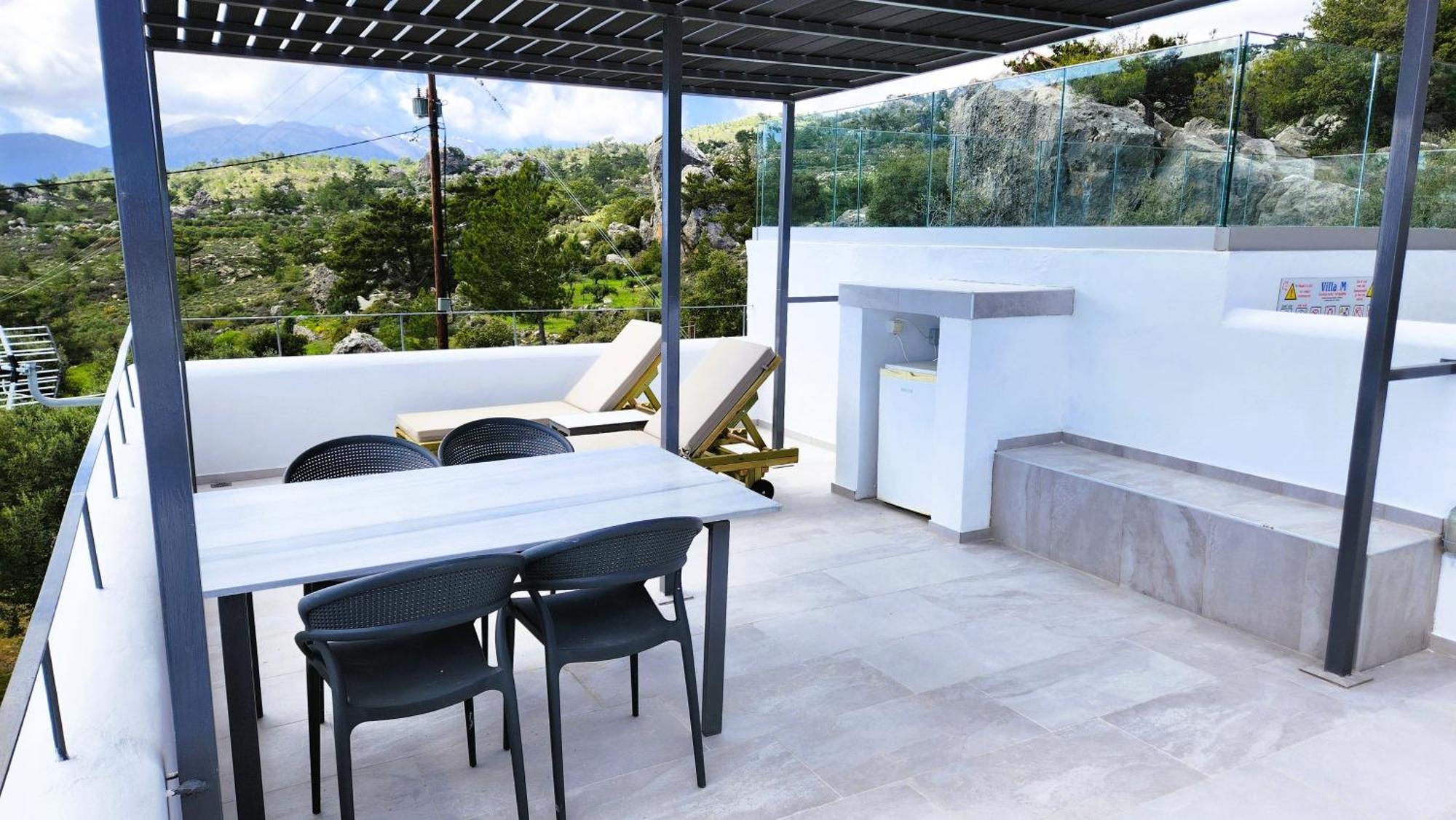 Villa M - Villa With Private Pool And Yard Anatoli  Exterior photo