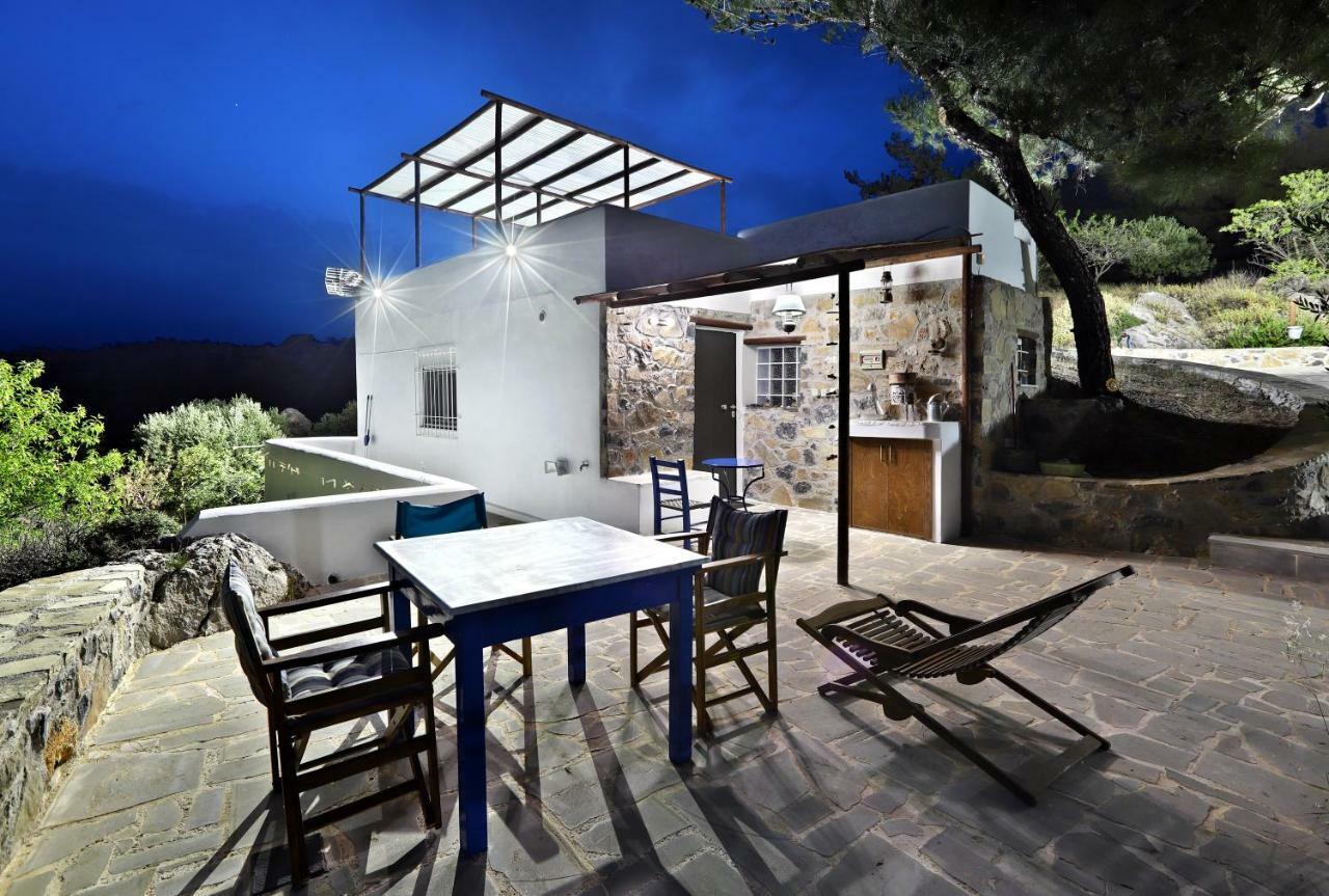 Villa M - Villa With Private Pool And Yard Anatoli  Exterior photo