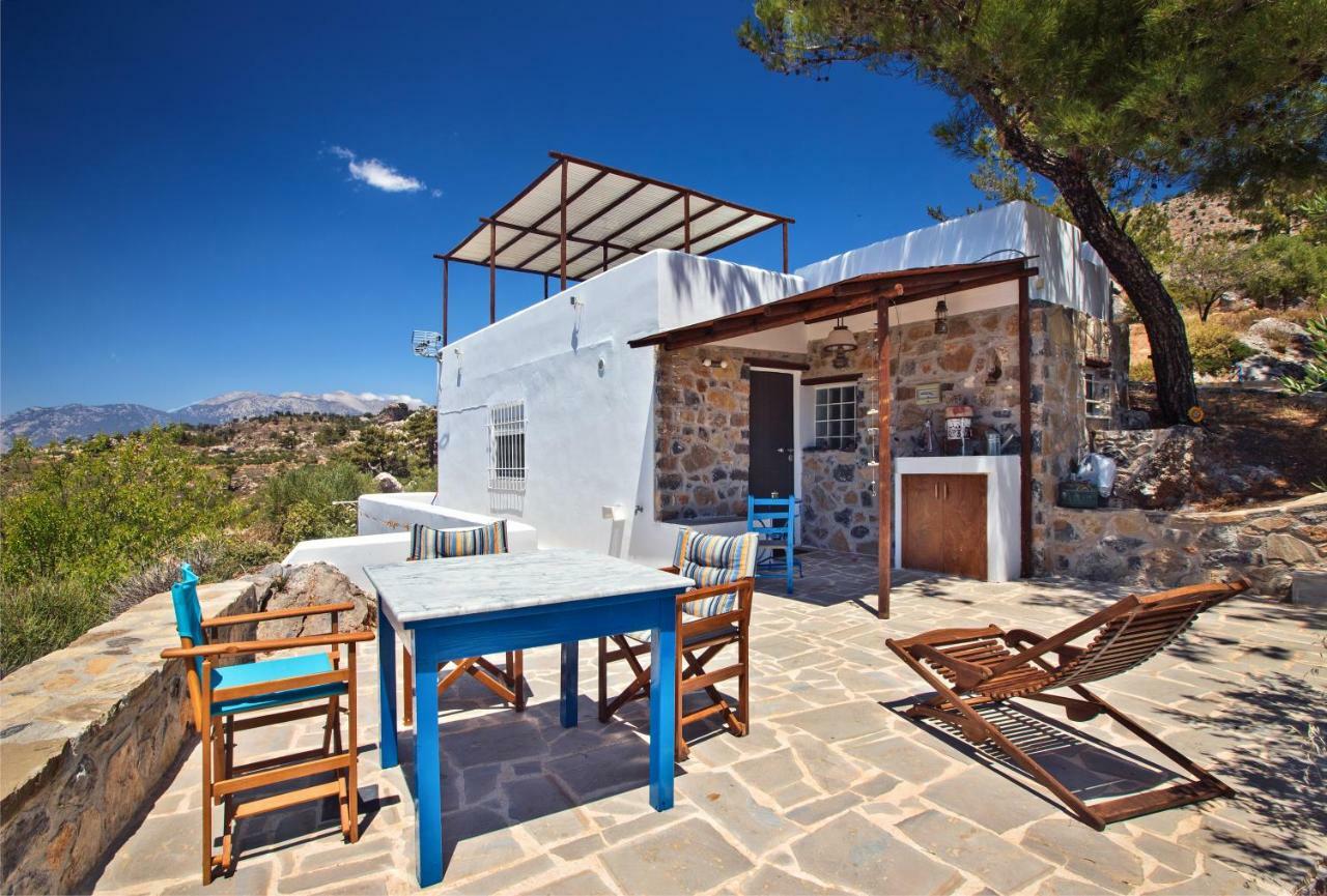 Villa M - Villa With Private Pool And Yard Anatoli  Exterior photo