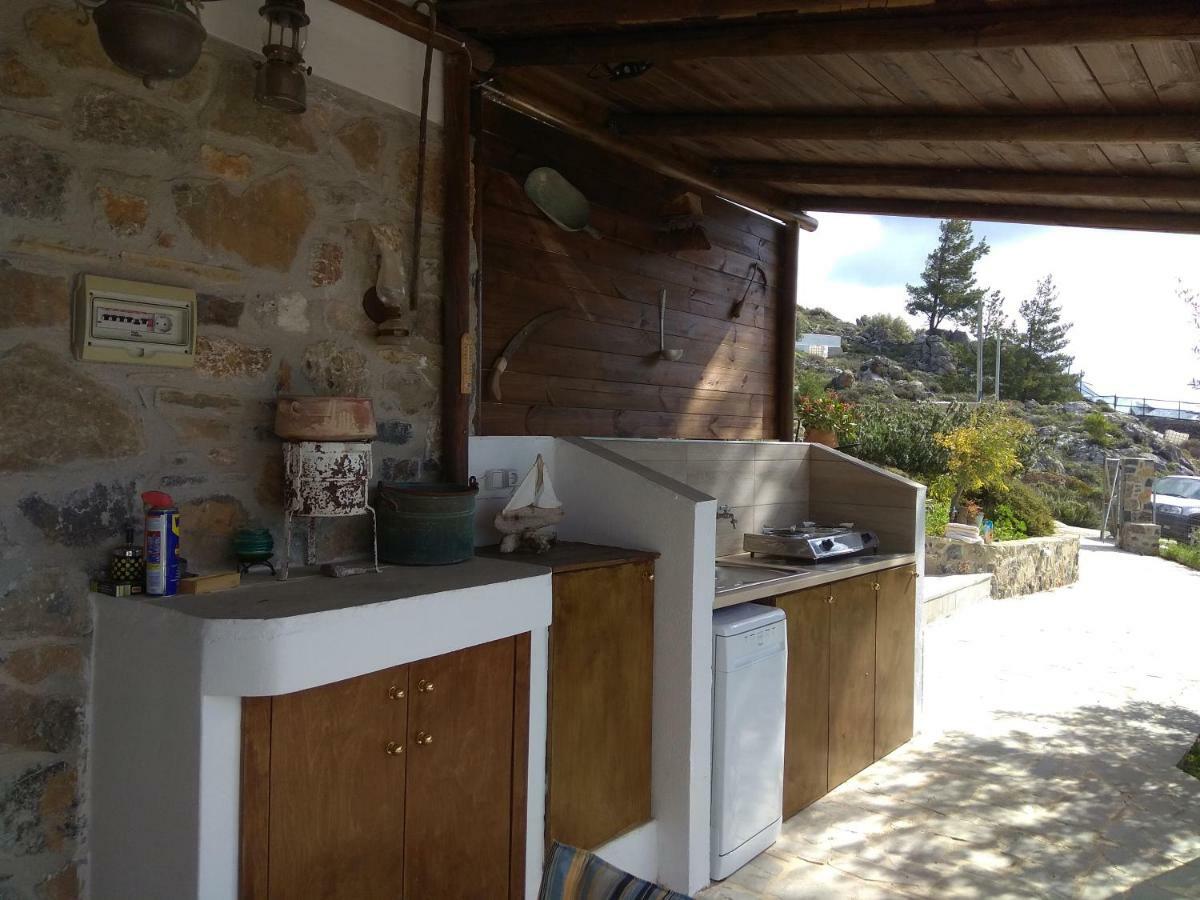 Villa M - Villa With Private Pool And Yard Anatoli  Exterior photo